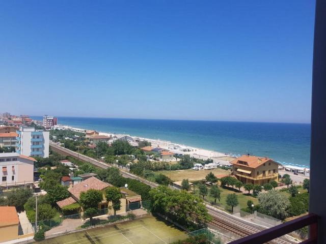 Condominio Cesano Mare Marotta Exterior foto